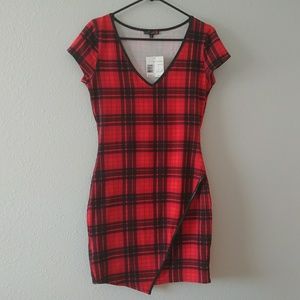 Maddie Plaid Asymmetric Hem T-shirt dress
